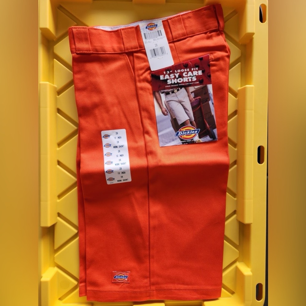 🍊 VINTAGE 🍊 2005 Deadstock Dickies 13" Loose Fit Easy Care Work Shorts - Orange